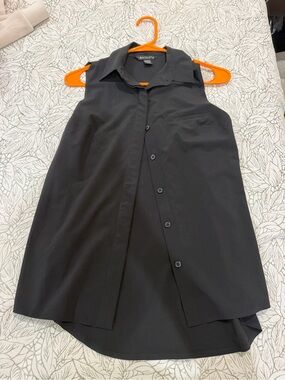 Athleta Black Sleeveless Button-Down Shirt
